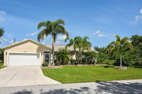 7053 Crown Drive Englewood FL 34224
