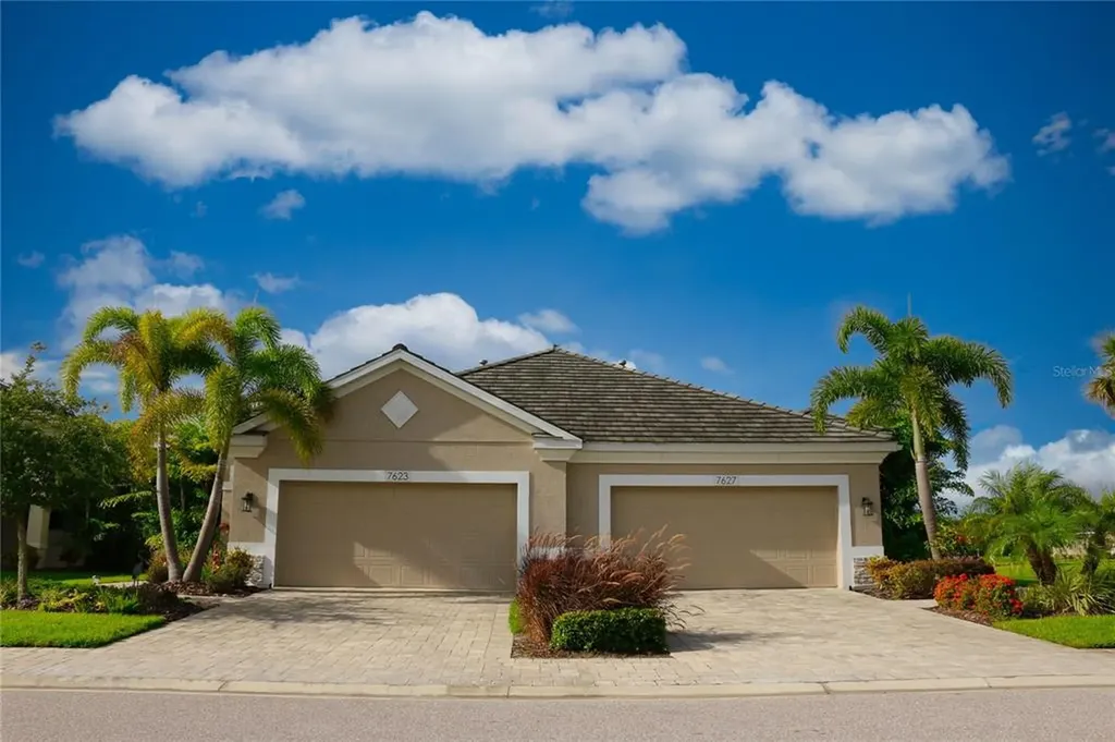 7623 Alumni Trail Sarasota FL 34243