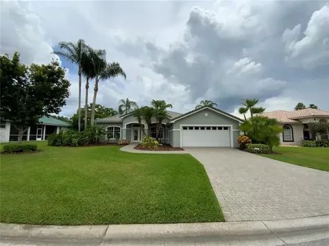 138 Lake Region Circle Winter Haven FL 33881