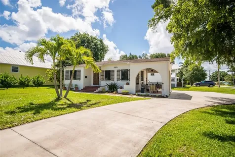 329 W Virginia Avenue Punta Gorda FL 33950