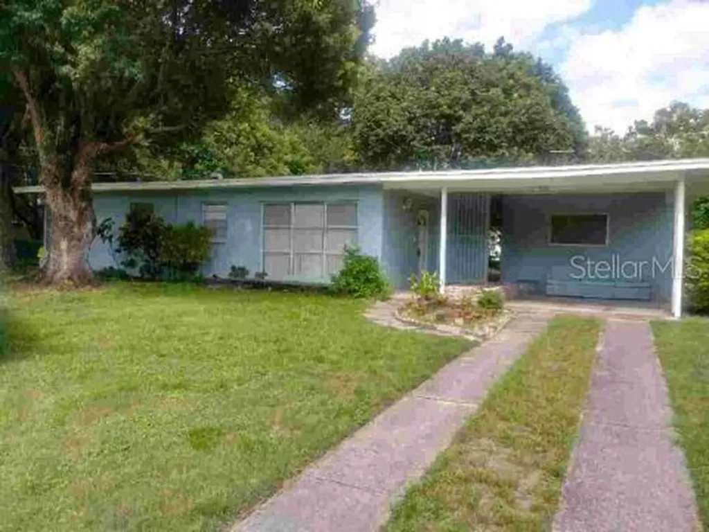 2805 S French Avenue Sanford FL 32773