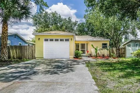 455 44th Avenue N St Petersburg FL 33703