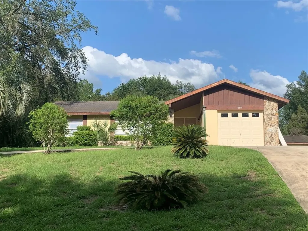 8895 SW 209th Court Road Dunnellon FL 34431