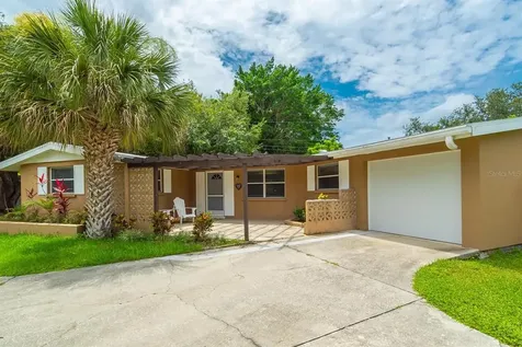2252 Roselawn Street Sarasota FL 34231
