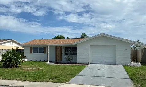 3122 Holiday Lake Drive Holiday FL 34691