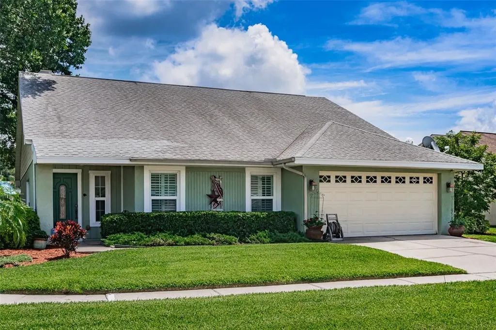 8747 Osage Drive Tampa FL 33634