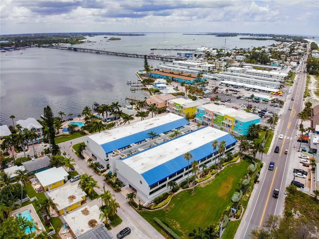 1007 Gulf Drive N Bradenton Beach FL 34217