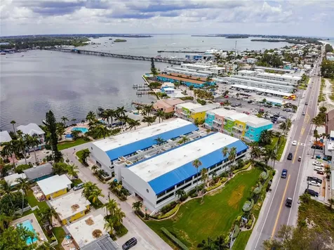 1007 Gulf Drive N Bradenton Beach FL 34217