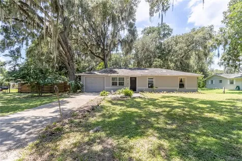 2250 Cr 452 Lake Panasoffkee FL 33538