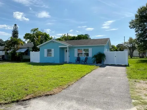 1414 Freemont Street S Gulfport FL 33707