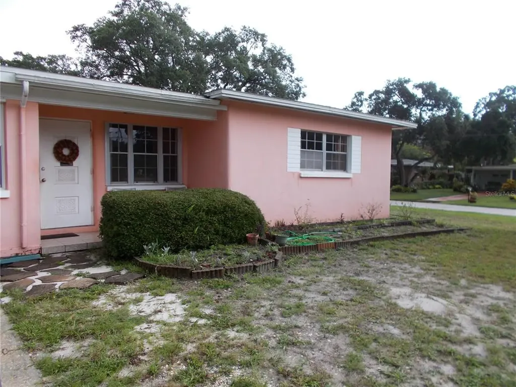 2901 W Elrod Avenue Tampa FL 33611