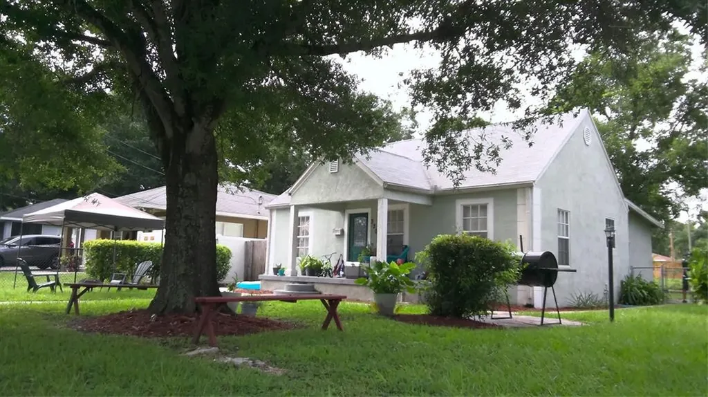 3201 Chipco Street Tampa FL 33605