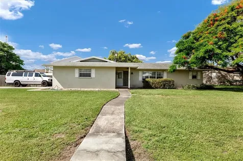 4532 86th Street Court W Bradenton FL 34210