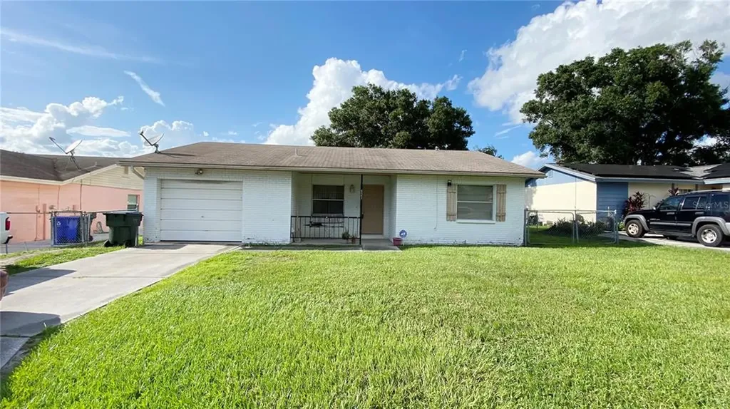 823 Buttercup Drive Lakeland FL 33801