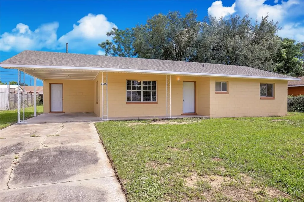 2425 Lisa Street Lake Wales FL 33898