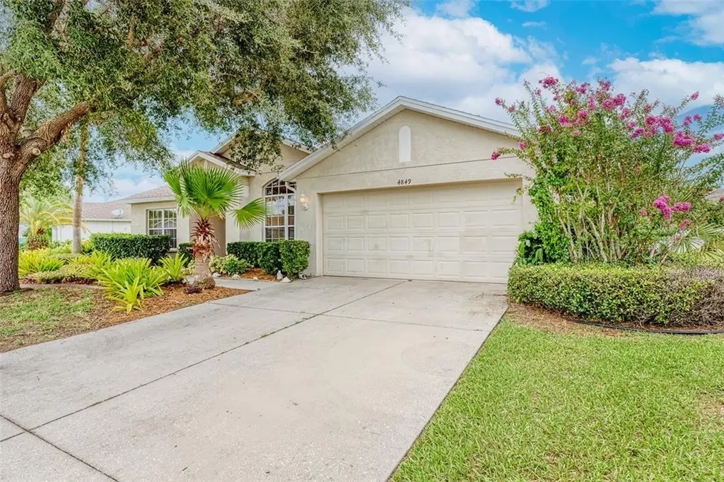 4849 Bookelia Circle Bradenton FL 34203