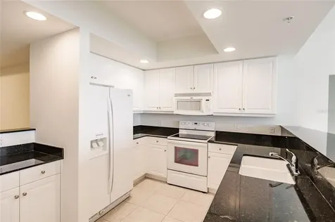 800 Tamiami Trail Sarasota FL 34236