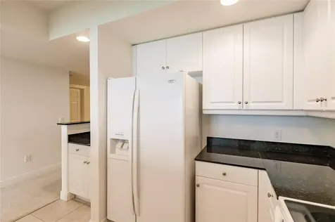 800 Tamiami Trail Sarasota FL 34236