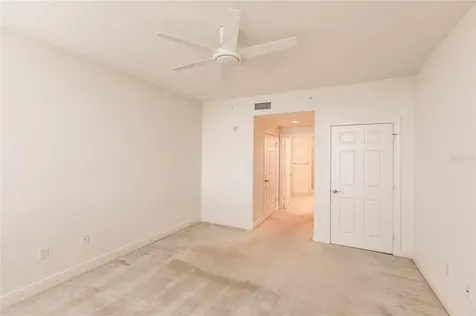 800 Tamiami Trail Sarasota FL 34236