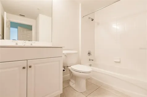 800 Tamiami Trail Sarasota FL 34236