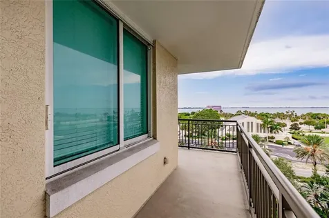 800 Tamiami Trail Sarasota FL 34236