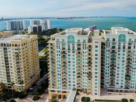 800 Tamiami Trail Sarasota FL 34236