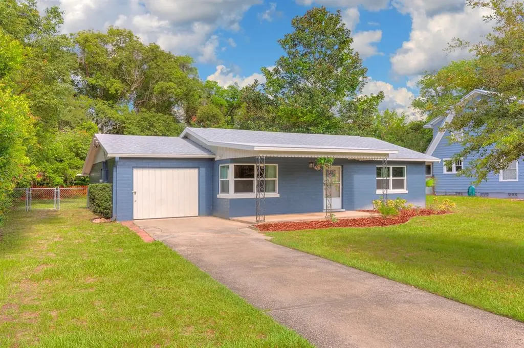 244 S Stone Street Deland FL 32720