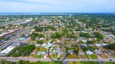 300 59th Street W Bradenton FL 34209