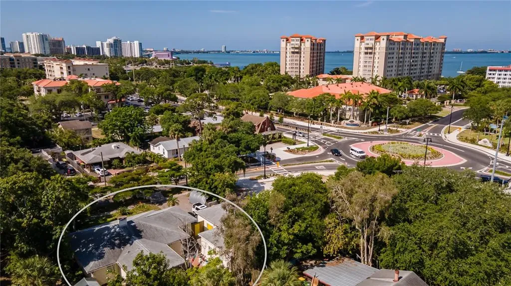 1233 14th Street Sarasota FL 34236