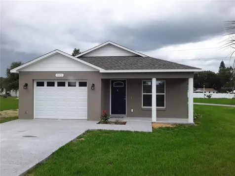 1002 Dora Avenue Tavares FL 32778
