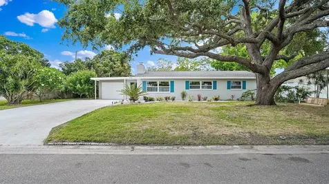 6718 10th Avenue N St Petersburg FL 33710