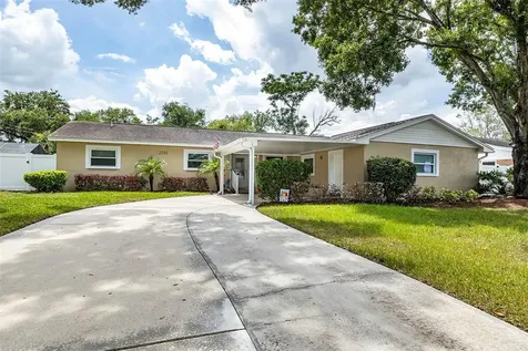 2201 Malibu Drive Brandon FL 33511