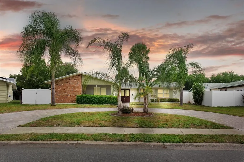 871 Marlowe Avenue Orlando FL 32809