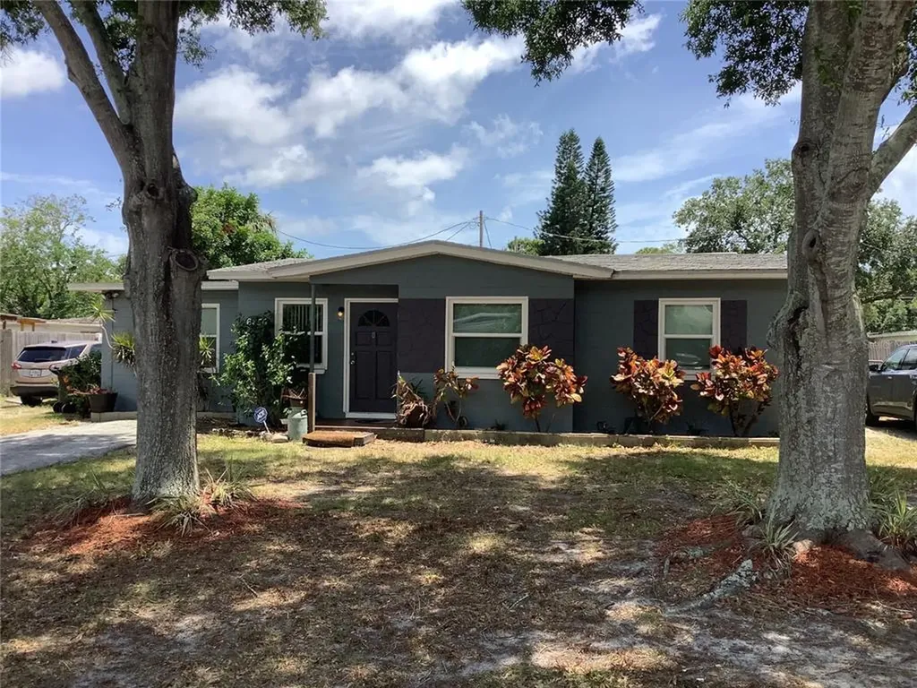 6250 37th Avenue N St Petersburg FL 33710