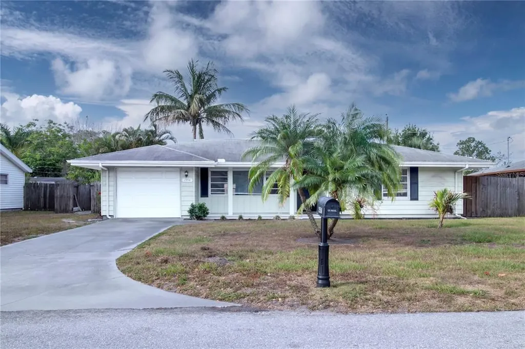 2554 Belvoir Boulevard Sarasota FL 34237
