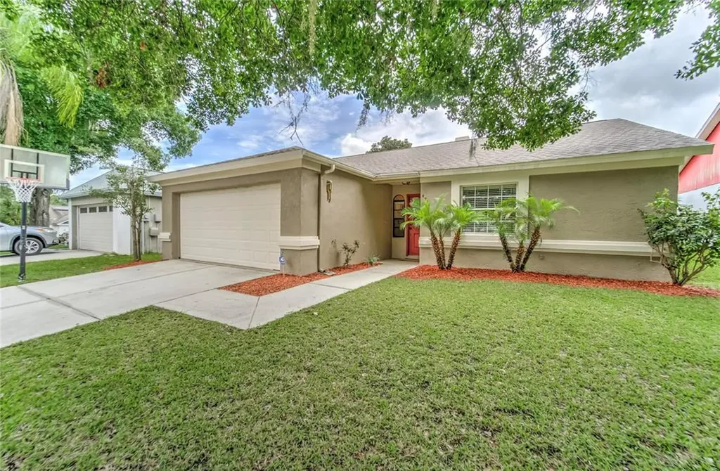 4714 Silkrun Court Plant City FL 33566