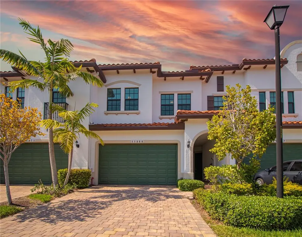 11369 SW 13th Street Pembroke Pines FL 33025