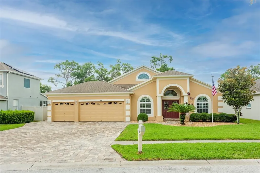 7040 Palmetto Pines Lane Land O Lakes FL 34637