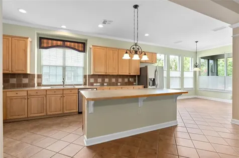 3978 Avalon Park West Boulevard Orlando FL 32828