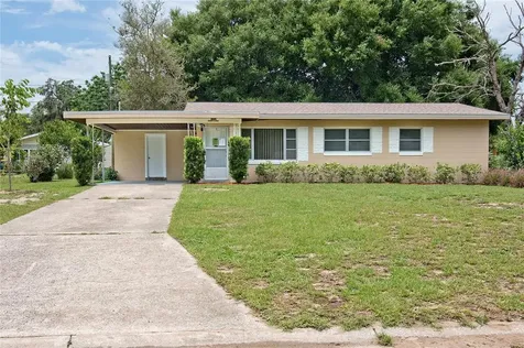 102 Alexandria Avenue Minneola FL 34715