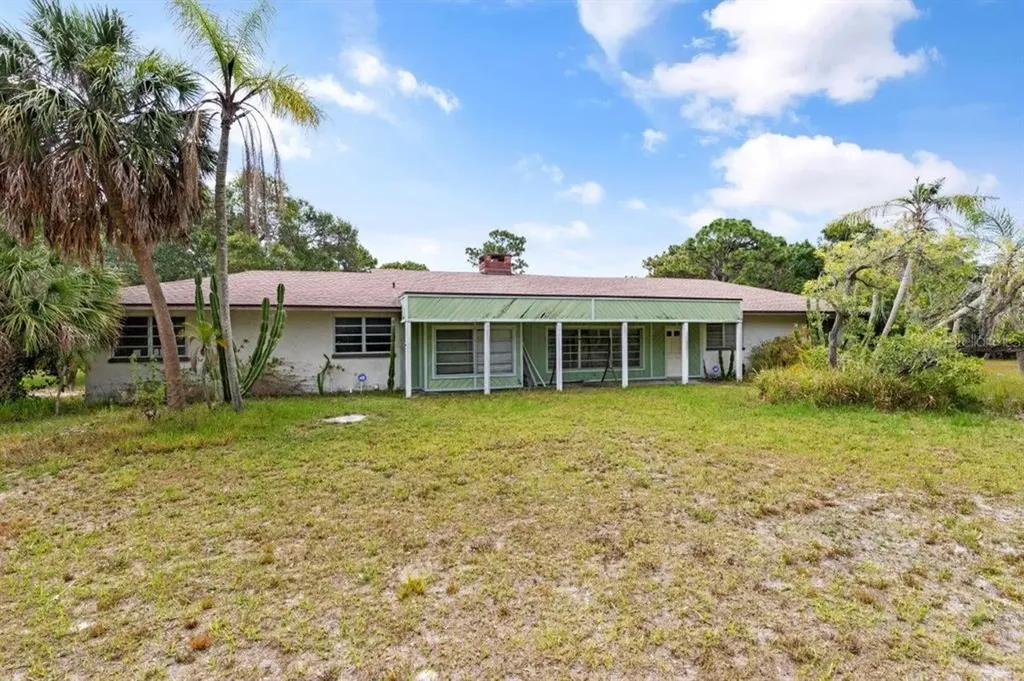 2715 Desoto Road Sarasota FL 34234