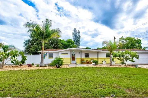 6005 42nd Avenue W Bradenton FL 34209