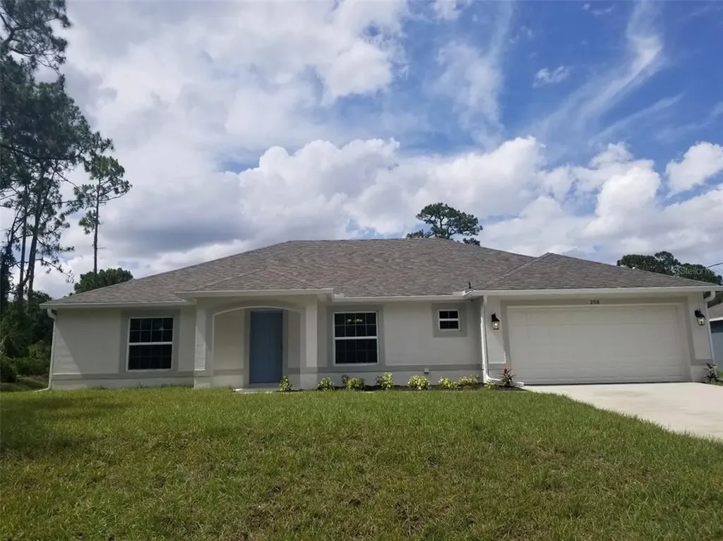 2718 Wyola Avenue North Port FL 34286