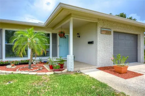 2064 Fair Oak Drive Clearwater FL 33763