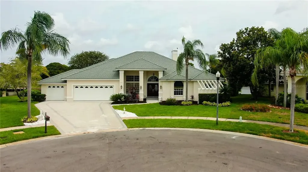 9823 Compass Point Way Tampa FL 33615