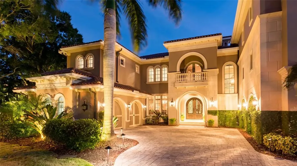 4918 Saint Croix Drive Tampa FL 33629