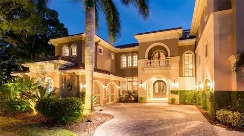 4918 Saint Croix Drive Tampa FL 33629