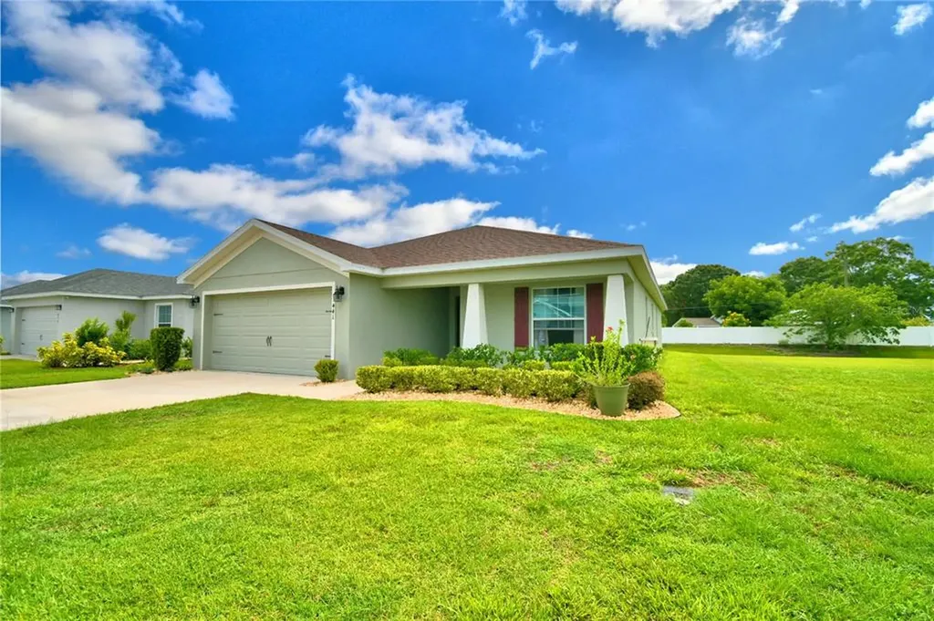 441 Street Georges Circle Eagle Lake FL 33839