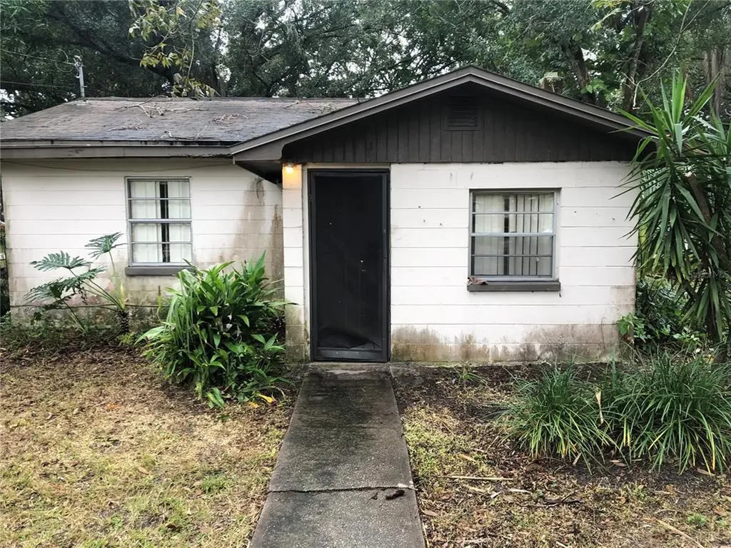 3015 E Idlewild Avenue Tampa FL 33610