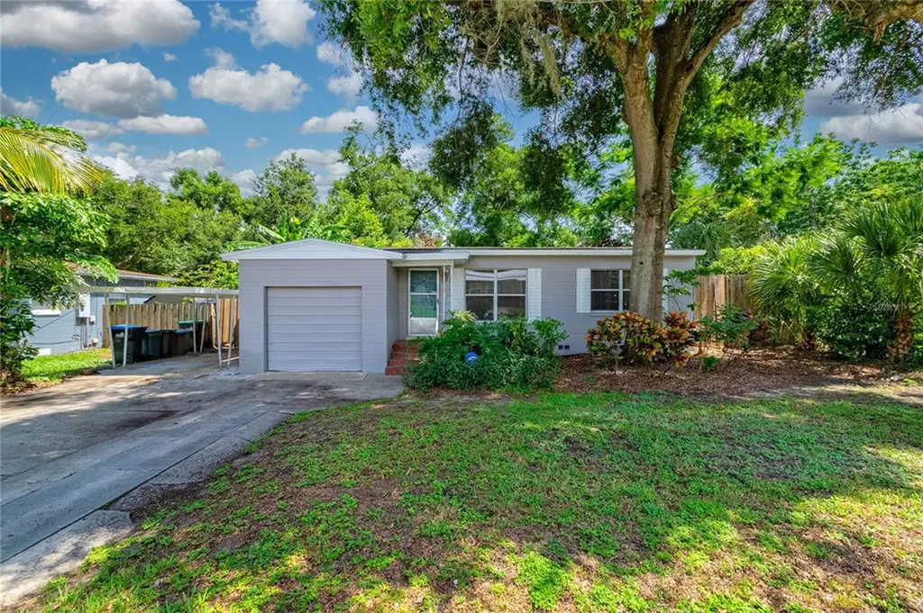 2413 E Jersey Avenue Orlando FL 32806